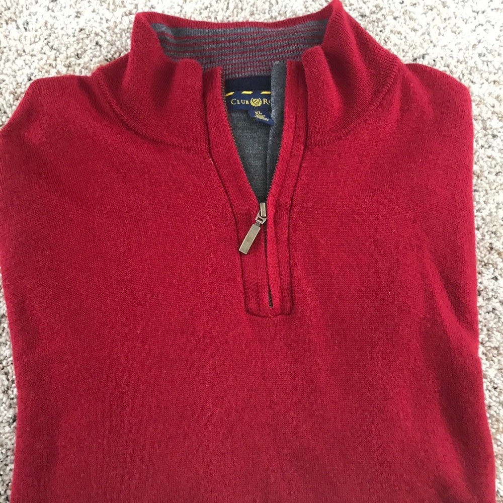 Lightweight 52% merino wool 3/4 zip
